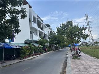 Góc 2 mặt tiền đẹp kdt hà quang 2