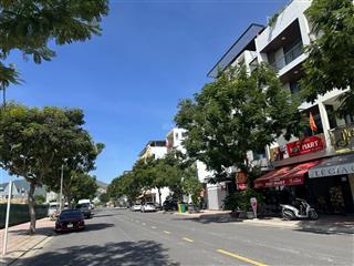 Đường số 8 hà quang 2, đối diện trung tâm thương mại, hướng đông nam