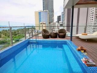 Khách sạn 30 phòng cần bán với giá 60 tỷ gần biển nhất tại nha trang