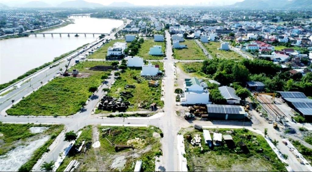 Cần bán vài lô đất đẹp, giá chỉ từ 1tỷ750 tại kđt mới nam sông cái.  0939 107 ***