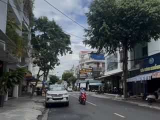 Bán nhà mặt tiền trần nguyên hãn, gần chợ xóm mới, cách biển chỉ 800m giá tốt