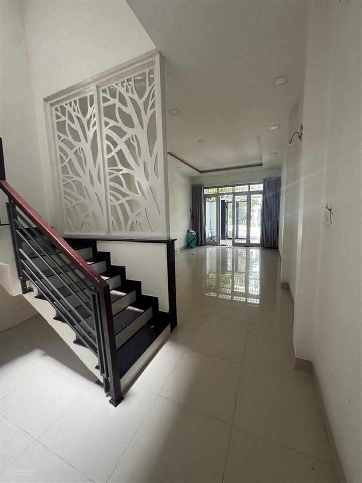 Bán căn nhà đường 8a đường 16m, khu đô thị hà quang 2, phước hải, nha trang