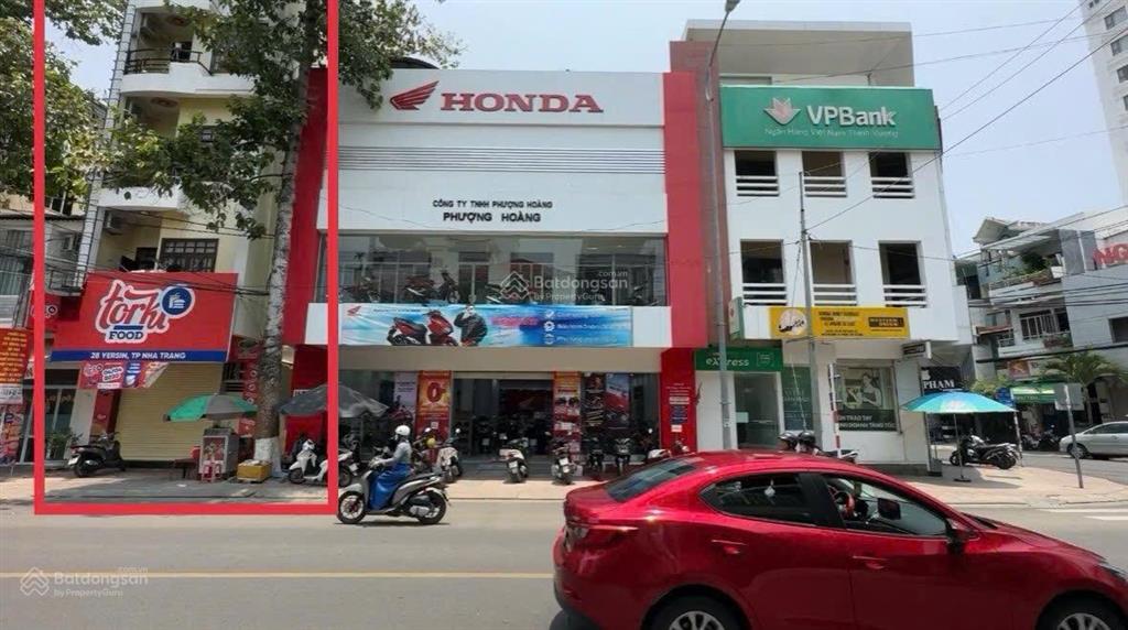 Bán nhà mặt tiền yersin, trung tâm tp nha trang, cách biển chỉ 700m