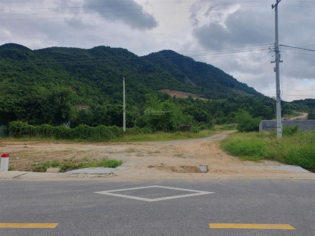 Bán đất lô góc 2 mặt tiền tỉnh lộ 3 suối tân giá 18 tỷ