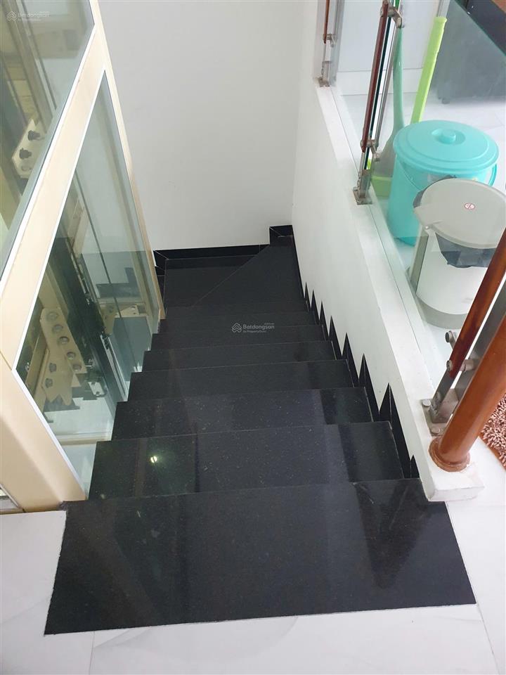 Cho thuê nhà 5 tầng view sông vành đai 2 giá 35t/tháng