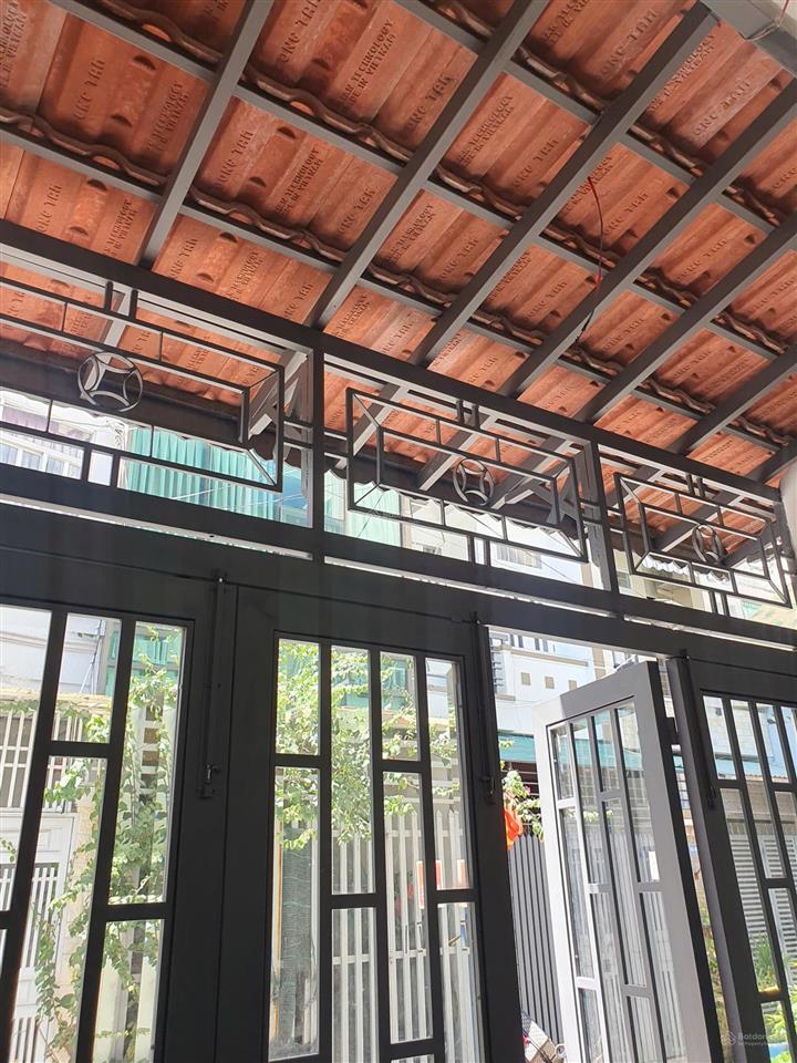 Bán nhà 2 tầng hẻm đường biệt thự nha trang bán 8 tỷ 9