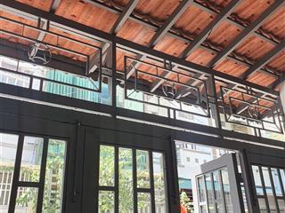 Bán nhà 2 tầng hẻm đường biệt thự nha trang bán 8 tỷ 9