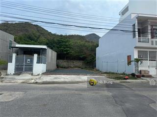 Bán mảnh đất đẹp mặt đường triệu quang phục  lưng tựa núi view biển 149,6m2 ngang 8