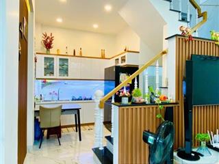 Nhà 3 tầng full nội thất nguyễn biểu cách biển 500m 70 m2 ngang 8.5 m