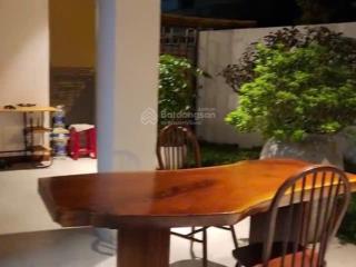 Biệt thự gần biển góc 2 mặt tiền chỉ 15 tỷ. diện tích 162 m2 ngang 10m tại vĩnh hải, nha trang