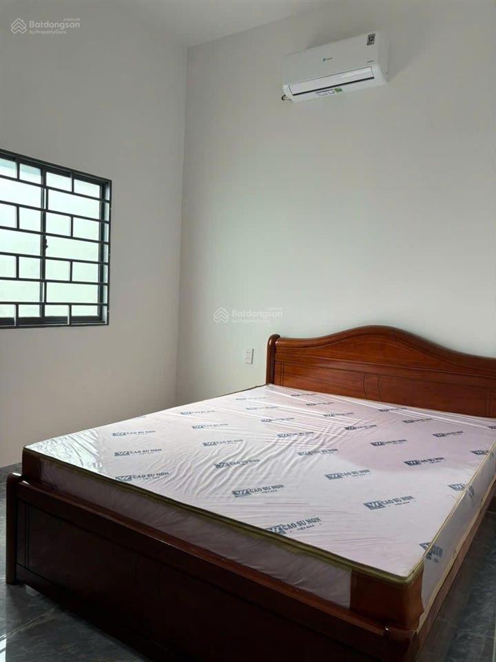 Bán nhà cấp 4, tiếp giáp 3 mặt tiền đường nguyễn khắc viện, bắc nha trang. dt 95m2 cách biển 400m