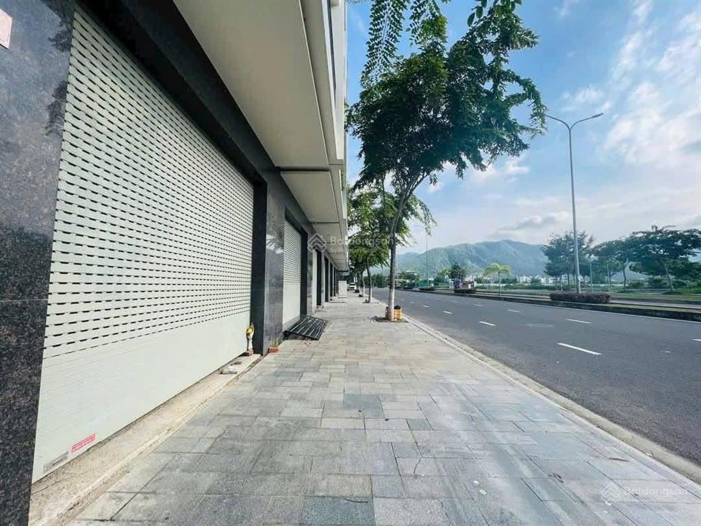 Nhà liền kề xây sẵn vcn phước long 2, căn mặt tiền nhà 4 tầng giá 12t, đất đường a1 đã 90 triệu/m2