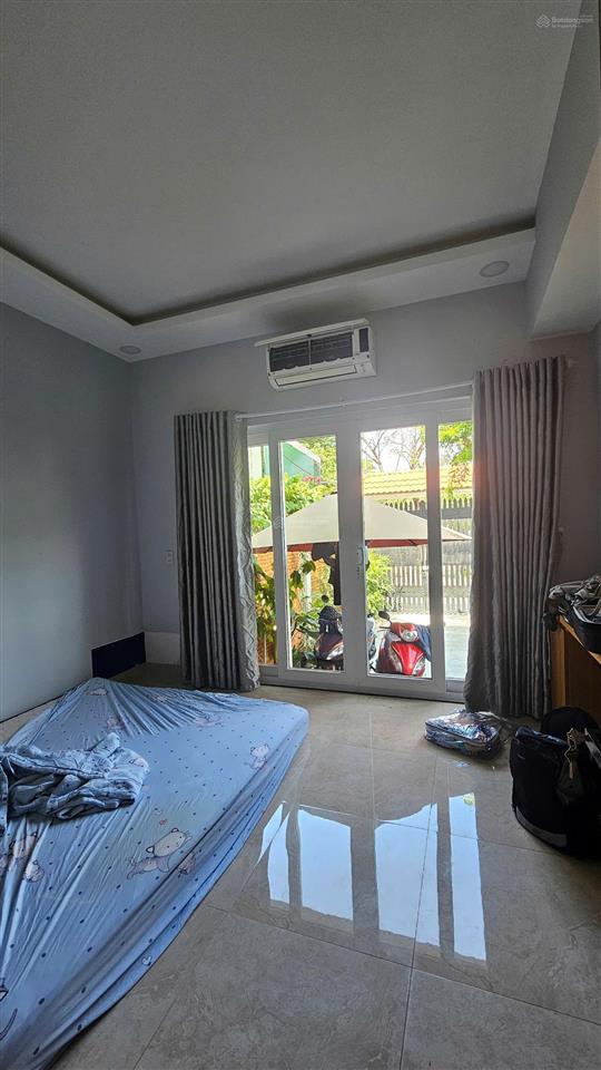 Bán nhà có hồ bơi, phòng xông hơi tại giáo xứ cầu ké, xã vĩnh hiệp nha trang. giá chỉ 4.9 tỷ