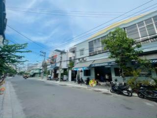 Bán nhà mặt tiền đường khúc thừa dụ