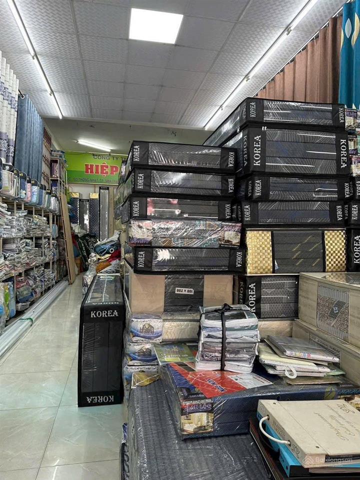 Bán nhà 4 tầng mặt tiền đường thống nhất