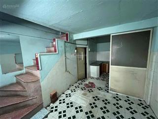 Bán đất tặng nhà lầu đường trương định, khu bàn cờ, đắc địa. dt 54.1m2. giá cực tốt,  ngay