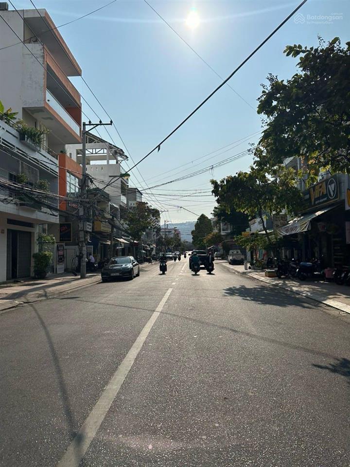 Bán nhà mặt tiền vân đồn, phước hoà, nha trang 153.7m2 ngang 7.7m, giá 26.5 tỷ