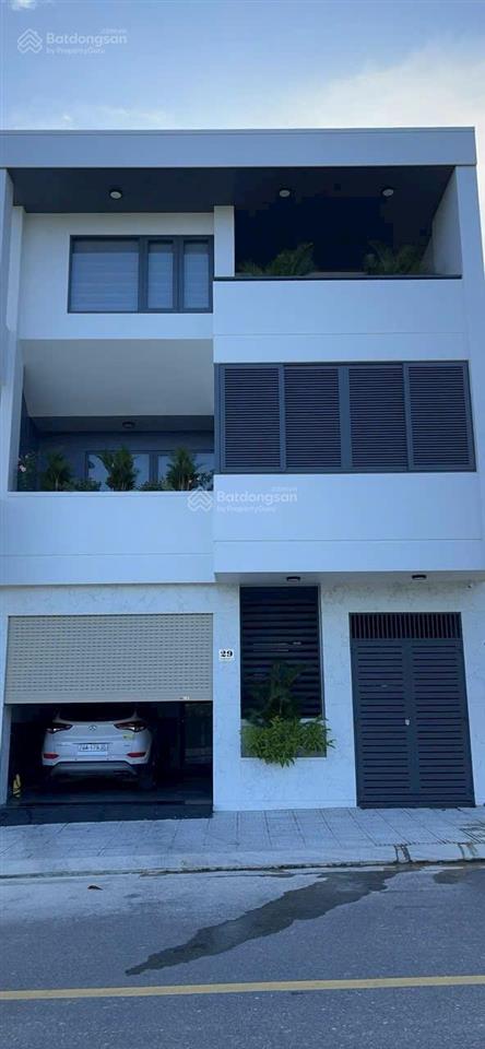 Nhà 3 tầng kđt hà quang 144m2 ngang 8m giá 14 tỷ đầy đủ nội thất