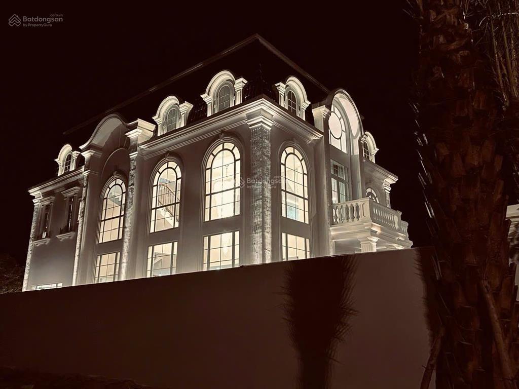 Bán căn biệt thự view sông kđt nam sông cái, khánh hoà siêu đẹp hiện đại đẳng cấp 380m2 giá 18 tỷ