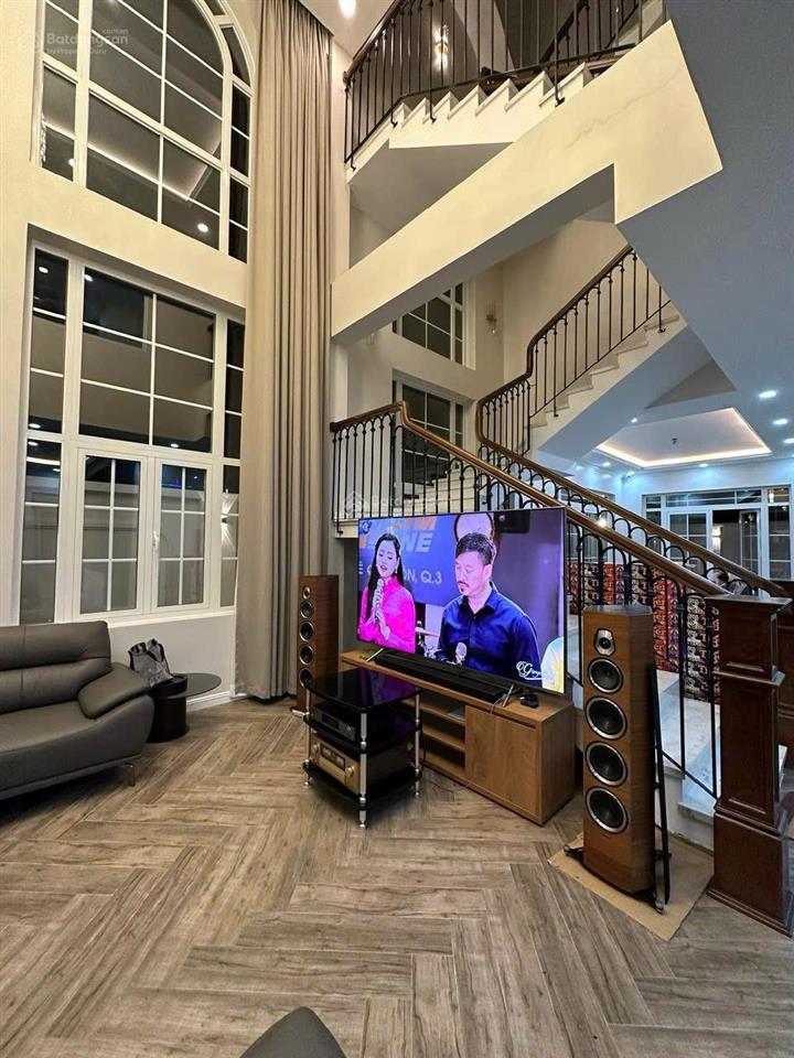 Bán căn biệt thự view sông kđt nam sông cái, khánh hoà siêu đẹp hiện đại đẳng cấp 380m2 giá 18 tỷ