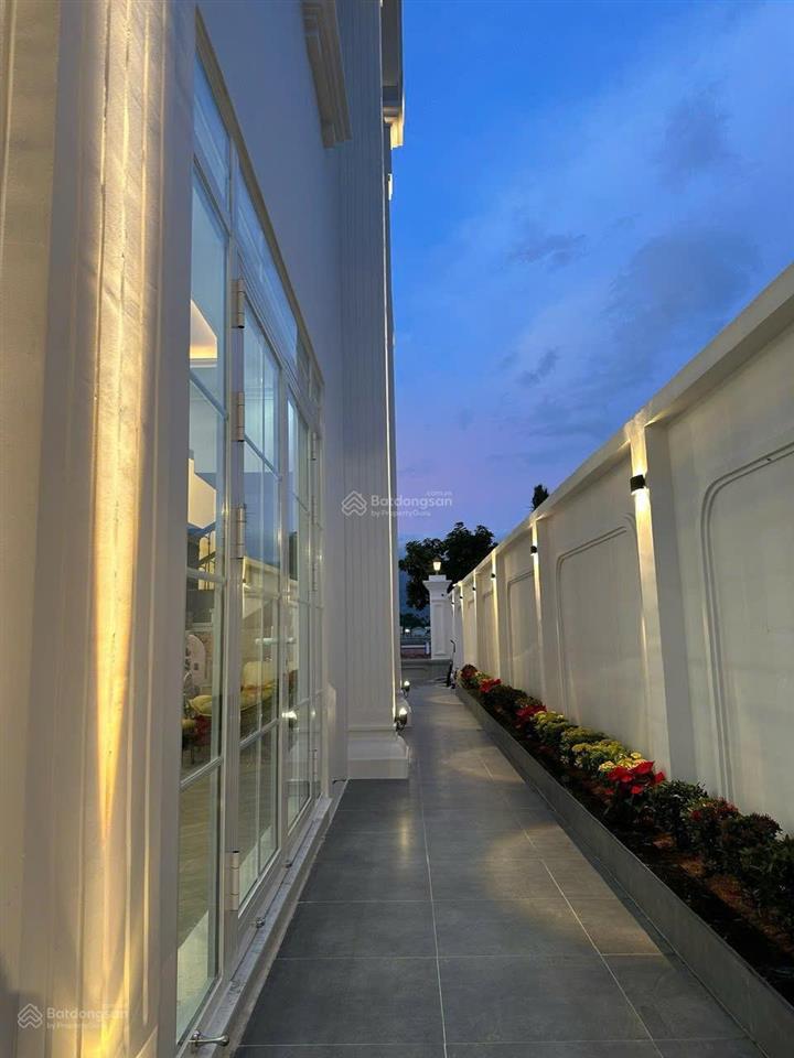 Bán căn biệt thự view sông kđt nam sông cái, khánh hoà siêu đẹp hiện đại đẳng cấp 380m2 giá 18 tỷ