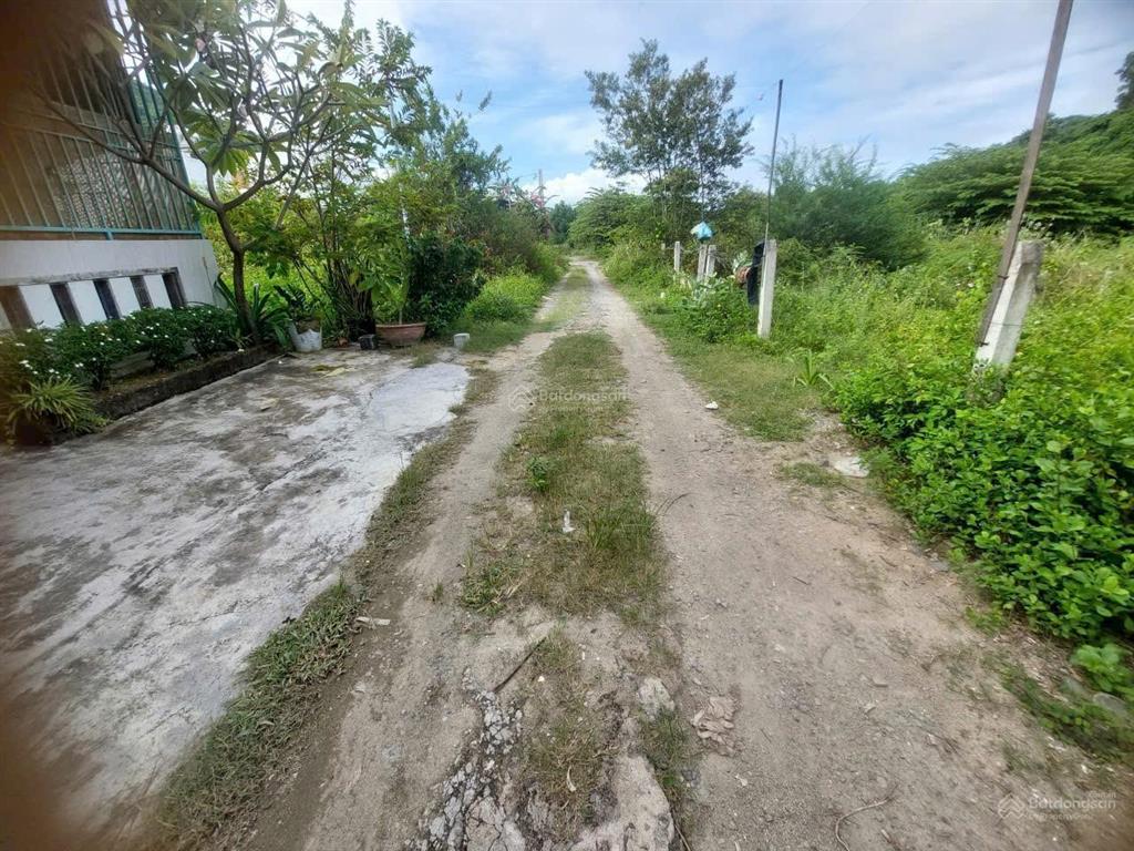 Bán lô đất đường b5 hòn thơm  thôn xuân ngọc  xã vĩnh ngọc  tp. nha trang. dt 70m2 giá 1,58 tỷ