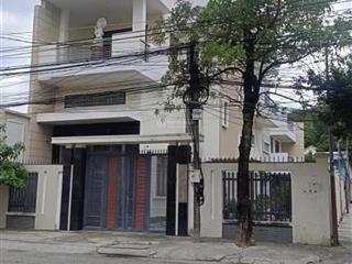 Bán nhà 3 tầng mặt tiền đường nguyễn khuyến  p. vĩnh hải  tp. nha trang. dt 306m2 giá 11 tỷ
