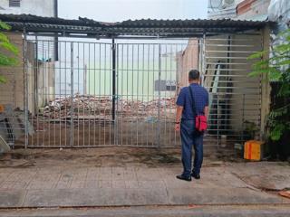 Bán lô đất mặt tiền đường lê văn huân  p. vĩnh hòa  tp. nha trang. dt 90,3m2 giá 8 tỷ