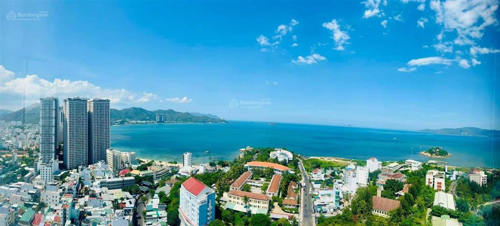 Cho thuê căn 03 phòng ngủ, trực diện biển, 7tr/tháng, napoleon castle 1, hòn chồng, nha trang