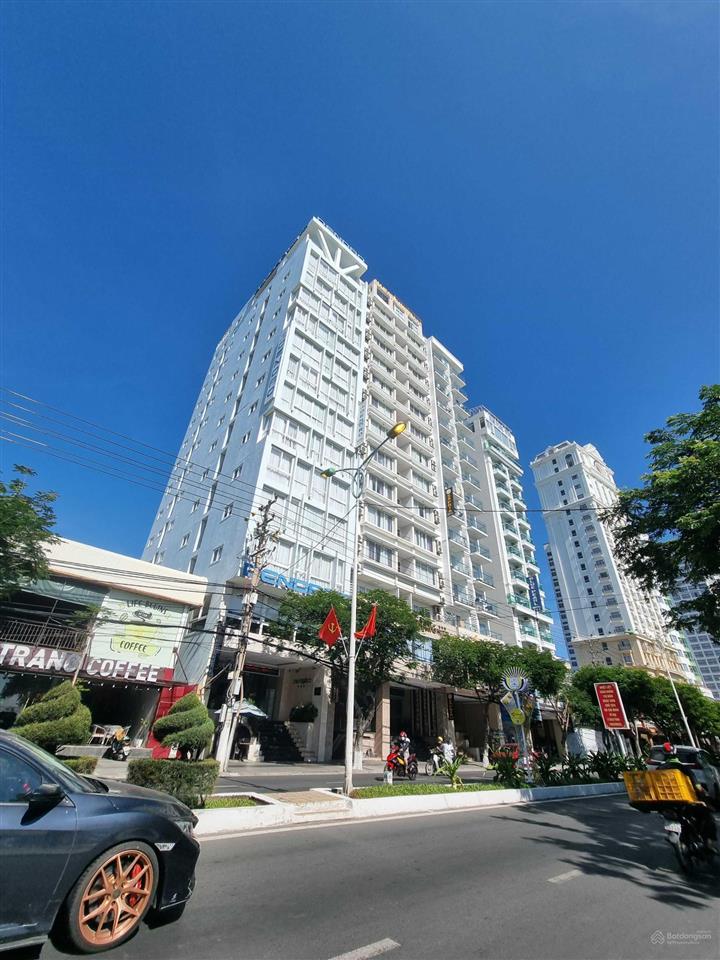 Khách sạn mặt tiền trần phú cần bán, 173m2 ngang 8 mét, 15 tầng, 65 phòng, 145 tỷ, sở hữu lâu dài