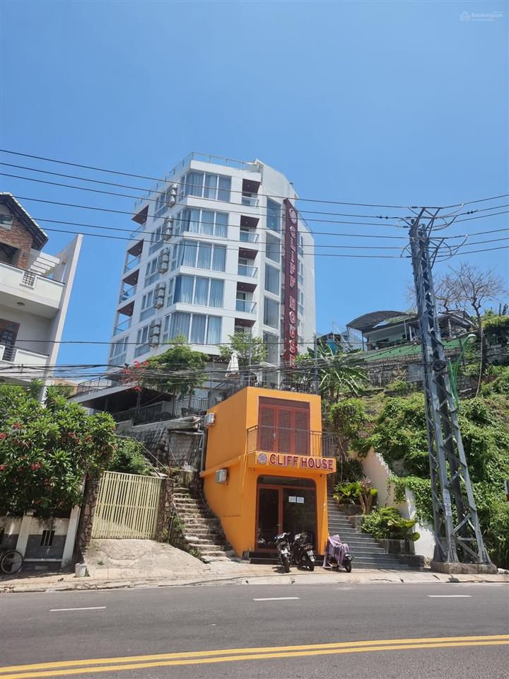 Khách sạn view biển đường trần phú phường vĩnh nguyên 293,2m2, giá 50 tỷ hạ giá còn 38 tỷ