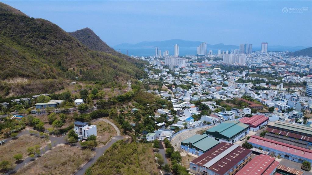 Bán lô góc đông nam giá 25,2tr/m2, lô đông nam từ 1 tỷ 990tr