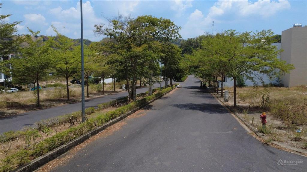 Bán lô góc đông nam giá 25,2tr/m2, lô đông nam từ 1 tỷ 990tr