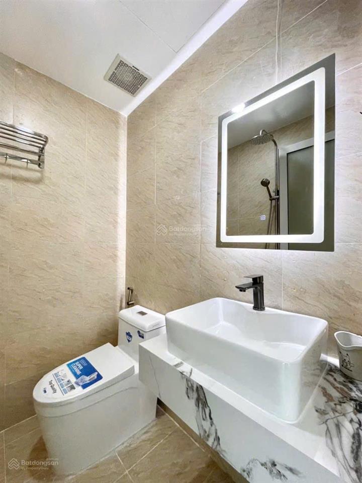 Siêu phẩm trực diện biển dt 70m2 đẹp ngay biển hòn chồng nha trang tầng thấp  vân 0989 880 ***