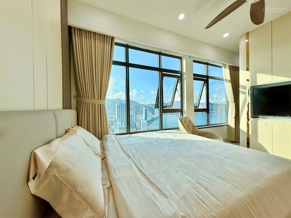 Căn ho view trực diện biển 70,56m2 ngay biển mường thanh viễn triều giá rẻ nhất tt  0989 880 ***