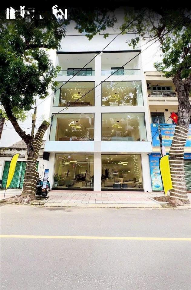 Bán tttm 4 tầng đường thống nhất, nha trang, dt 400m2 (10x40m), dt xd 1600m2, h. nam giá 68,5 tỷ