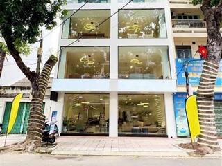 Bán tttm 4 tầng đường thống nhất, nha trang, dt 400m2 (10x40m), dt xd 1600m2, h. nam  giá 68 tỷ