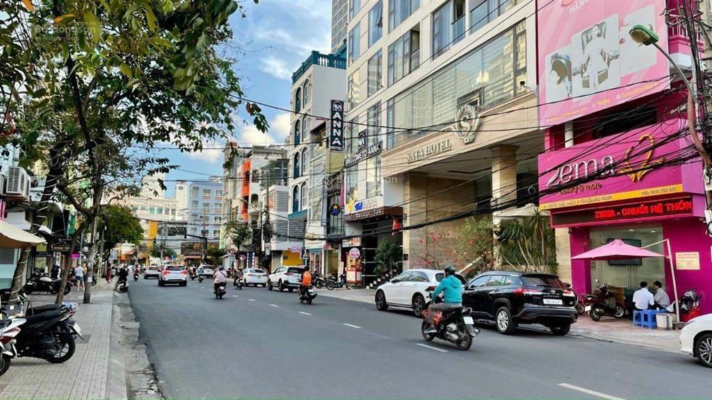Bán lô đất xây ks đường nguyễn thiện thuật, khu phố tây, nha trang, dt 448,8m2  giá bán 325tr/m2.