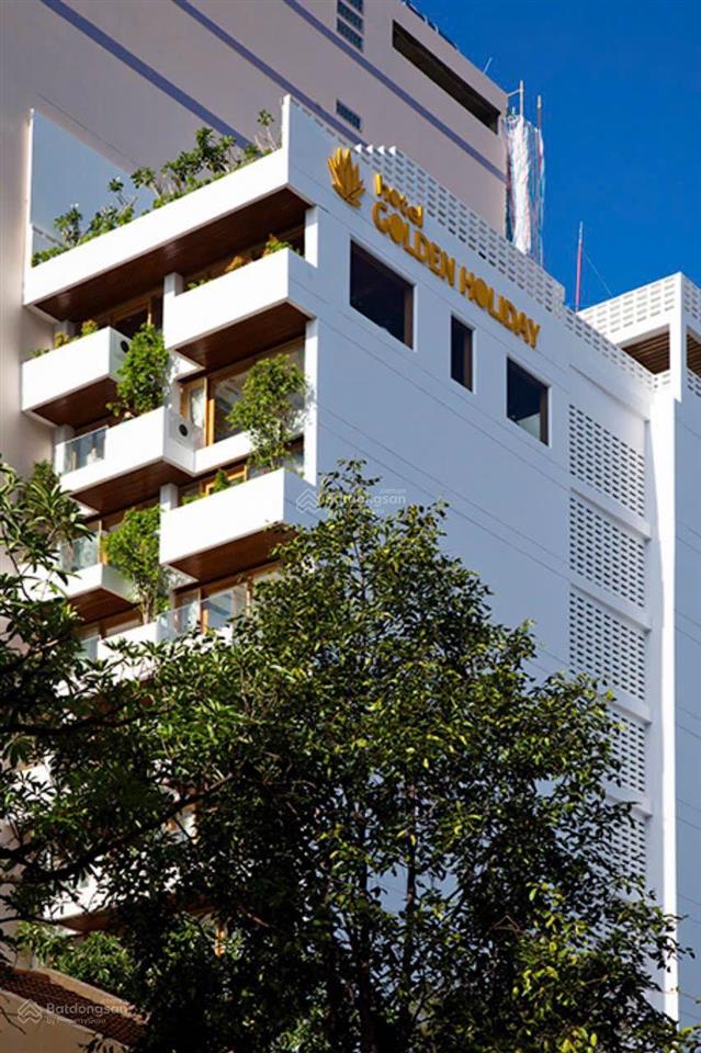 Bán ks 13 tầng đường trần quang khải, lộc thọ, nha trang. dt 203m2 (ngang 9m) có 50p kd  giá 95 tỷ