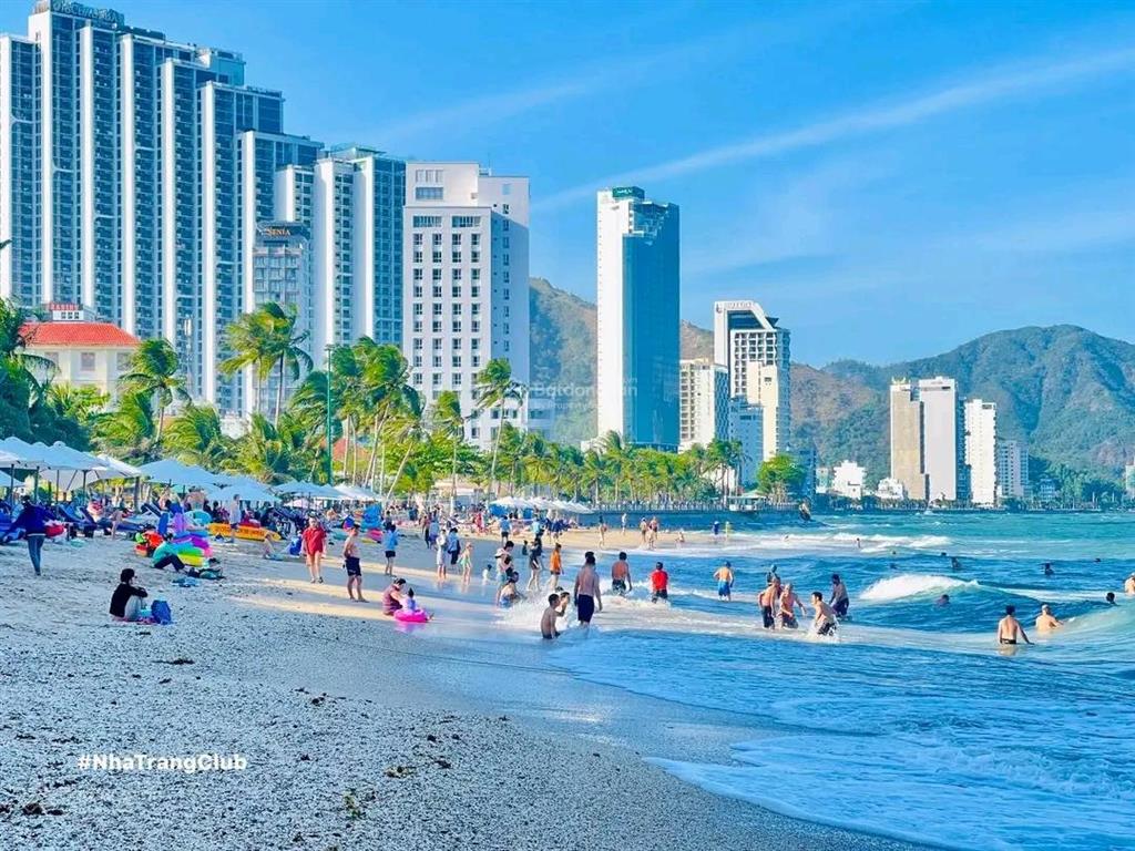 Bán gấp ch scenia giá 2.970 tỷ, full nội thất, bao phí đang có hđ cho thuê dài hạn  0902 746 ***