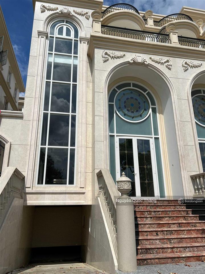 Bán lỗ 7 tỷ khu sunlake vạn phúc 34 tỷ mẫu nhà đẹp nhất vạn phúc city 7x23m, dãy thiết kế châu âu