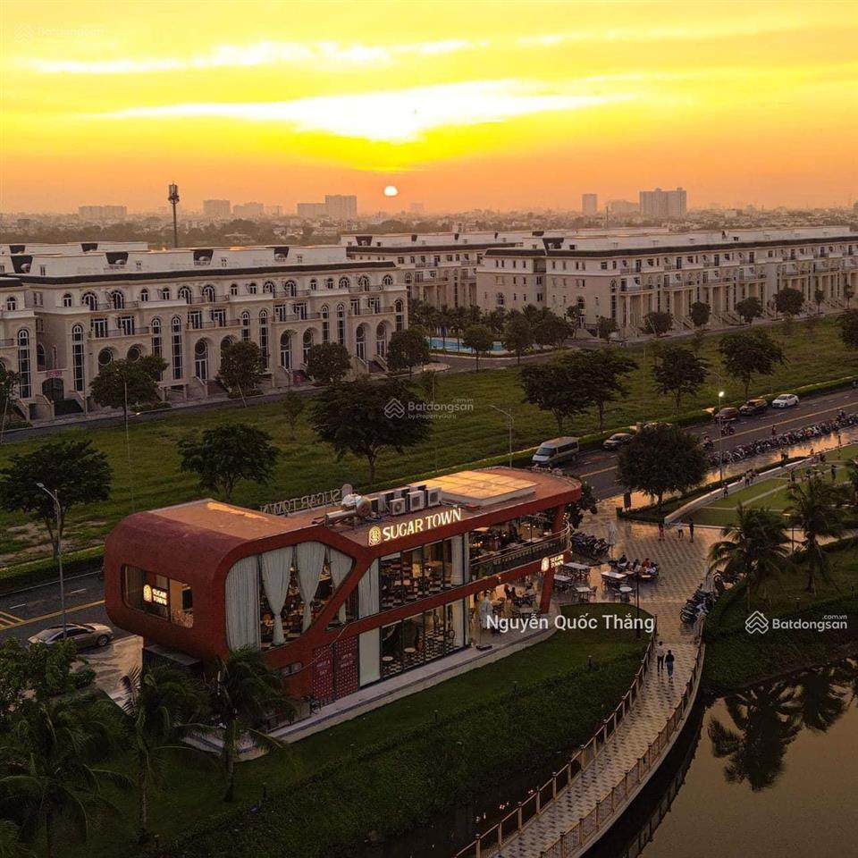 Bán lỗ 7 tỷ khu sunlake vạn phúc 34 tỷ mẫu nhà đẹp nhất vạn phúc city 7x23m, dãy thiết kế châu âu