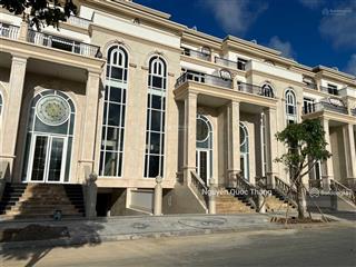 Bán lỗ 7 tỷ khu sunlake vạn phúc 32 tỷ mẫu nhà đẹp nhất vạn phúc city 7x23m, dãy thiết kế châu âu