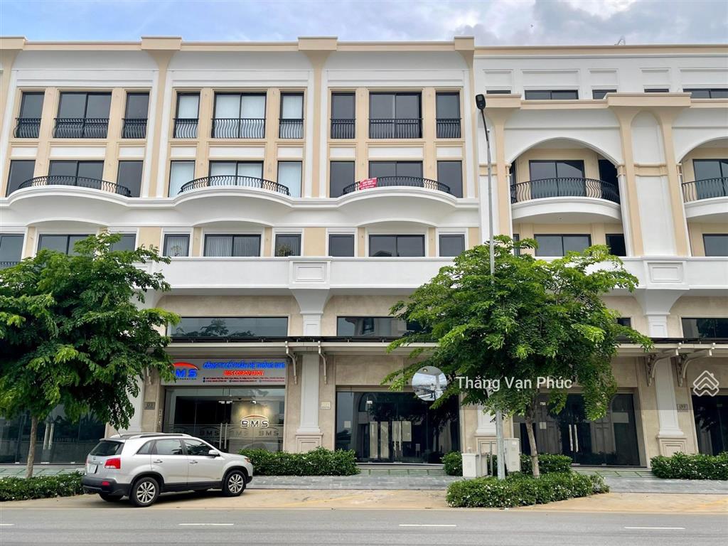 Bán nhà phố đường đinh thị thi, khu đô thị vạn phúc city, giá tốt nhà thô, kinh doanh tốt