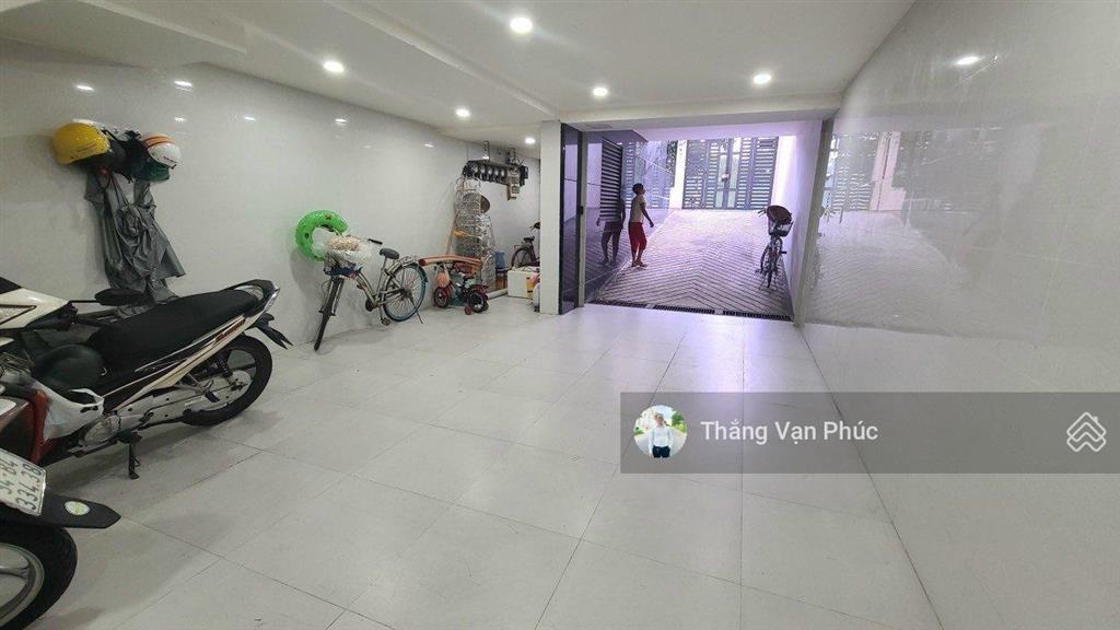 Căn giá tốt 19 tỷ 800 hoàn thiện nội thất cao cấp, vạn phúc city, gần ngay trường học và hồ bơi