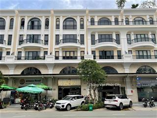 Cho thuê nguyên căn mặt tiền đinh thị thi 7x20m, hoàn thiện đẹp thang máy, máy lạnh, đường 40m