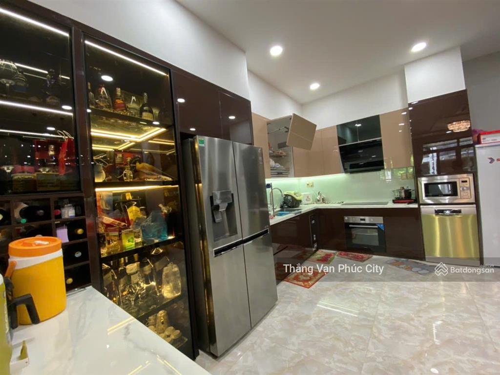 19 tỷ có thang máy, nhà mới xịn xò, căn nhà hiếm em đang nắm, bán nhanh trong tháng hầm 4 tầng