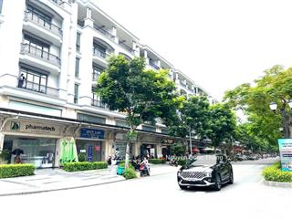 Mặt tiền đường nguyễn thị nhung, giá tốt 27 tỷ kinh doanh buôn bán tốt, văn phòng cty, hoàn thiện