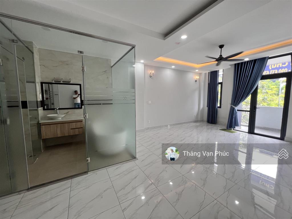 Nhà phố nguyễn thị nhung 25 tỷ x, kinh doanh tốt, 6 tầng đường lớn 35m, chủ cần bán đi mỹ