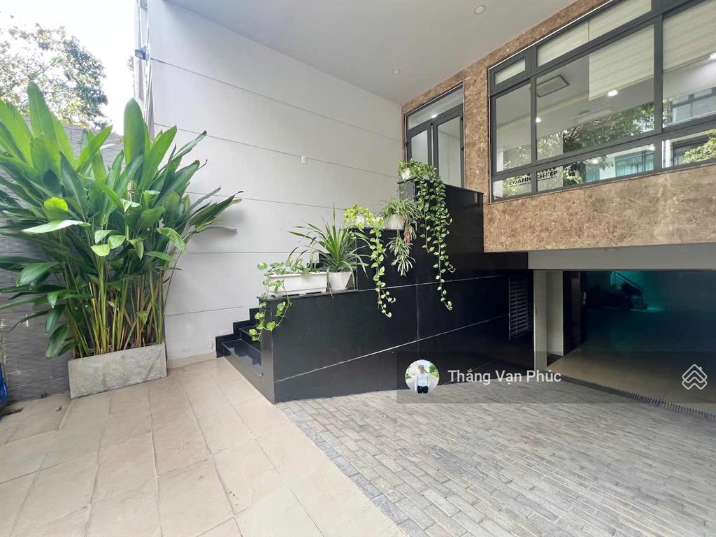 Chủ bán căn nhà đường số 3, gần trường học emasi, 5x23m hầm 4 tầng, có thang máy, sổ hồng riêng
